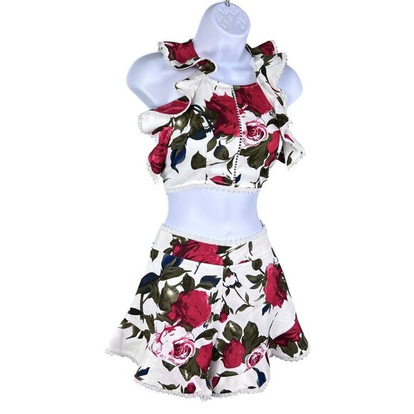 Luxxel NWT S Floral Ruffled 2 Piece Crop Top High Waist Short Set Marilyn Monroe - Picture 3 of 16